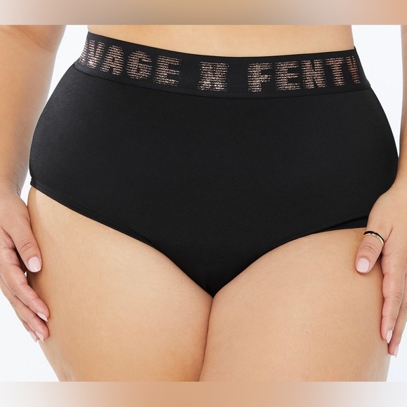 FOREVER SAVAGE SET BRALETTE 1X & FOREVER SAVAGE BOOTY SHORT 1X  (NWT) - Picture 5 of 7